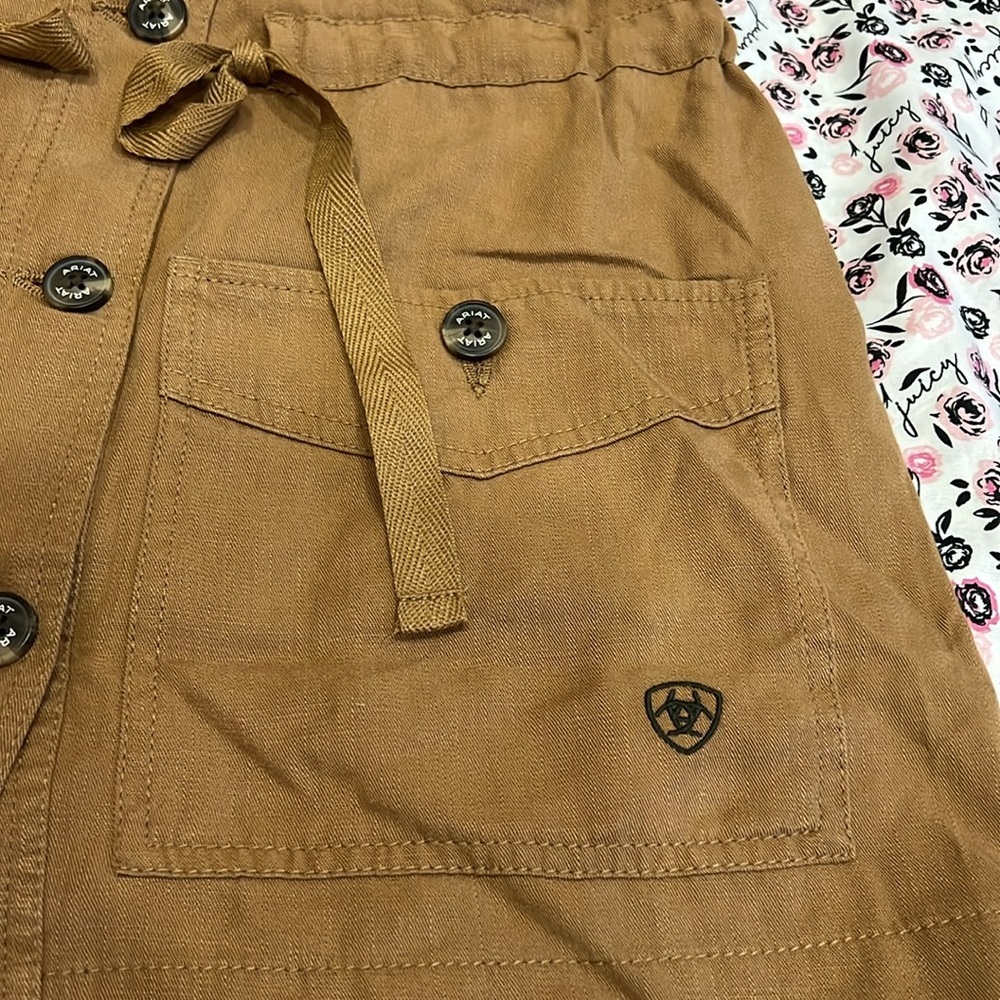 ARIAT WOMEN'S FIRST RODEO UPDATE VEST - Picture 5 of 9